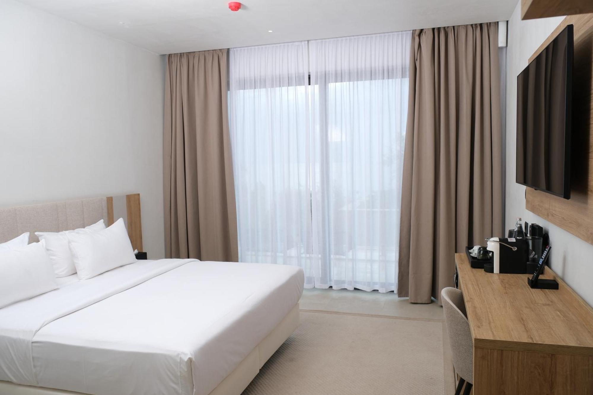Drymades Inn Resort เดอร์มี ภายนอก รูปภาพ